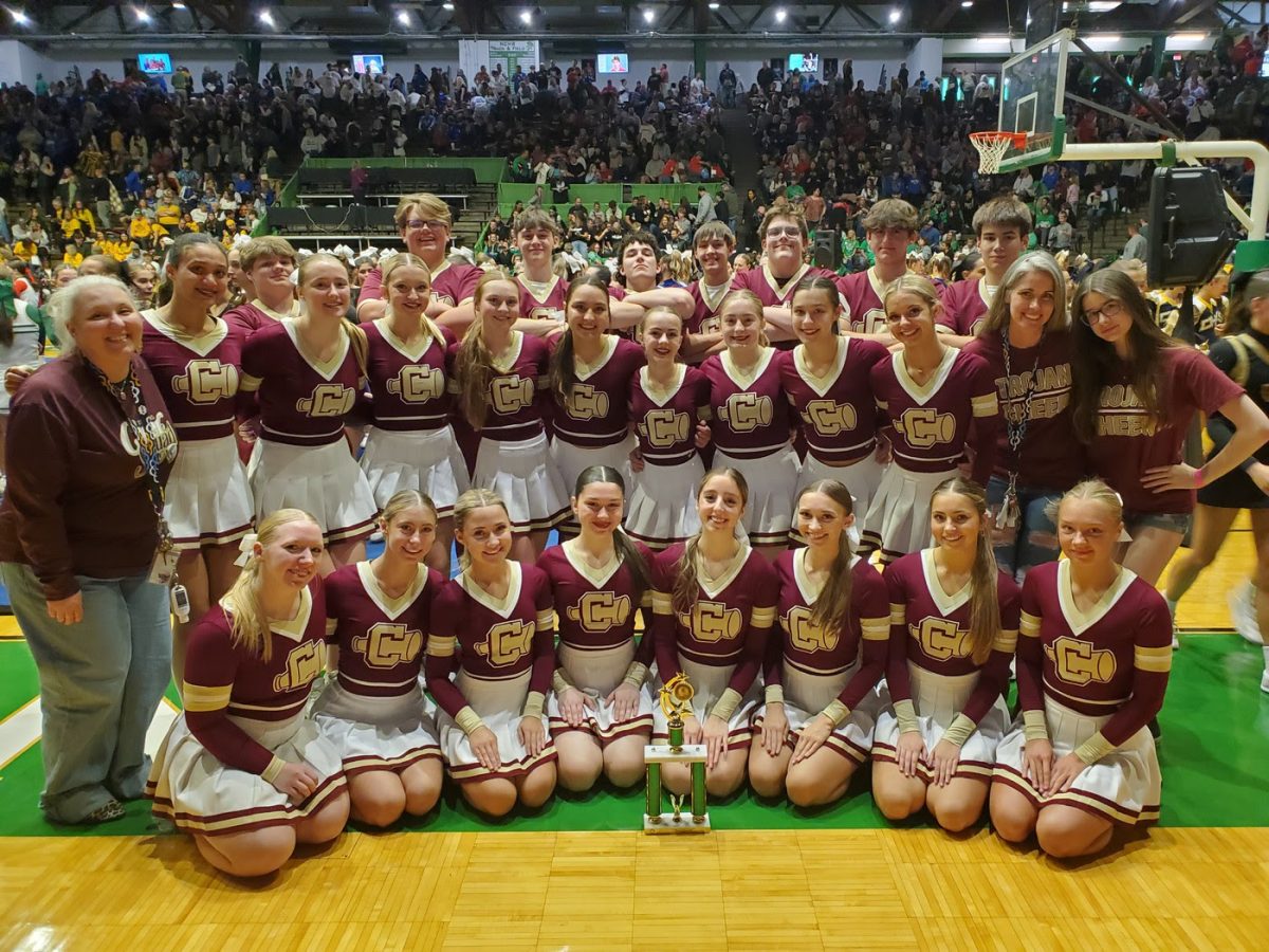 Top row left to right: Vince Casselman, Ethan Wood, Levi Swart, Bobby Spencer, Cole Gilbert, Brendan Brady, Niko Monaco, and Canon Surane
Middle row Left to Right: Coach Tara Graf, Gionna Pinkston, Olivia Papp, Madelyn Lyons, Grace Miller, Veronica Perez, Carly Decker, Kate Cichoki, Emma Gilbert, Mady Novak, Coach Calla Dolph, and manager Ashlyn Dolph 
Bottom row Left to Right: Jori Hawkins, Nicole Marciniak, Bayli Stills, Gaby Dunlap, Jori Higdon, Aubrey Schilla, Lauren Koonce, and Ava Casselman