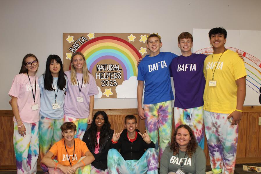 Building Strong Leaders: Natural Helpers’ Fall Retreat