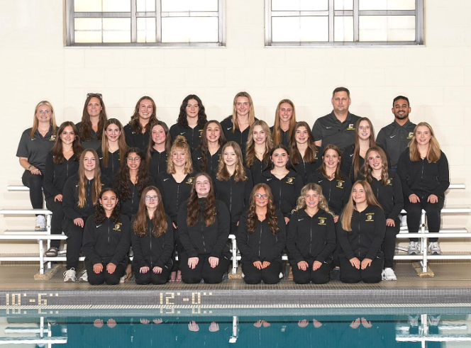 Chesterton Swim Team Kicks Off Their Season with a Splash